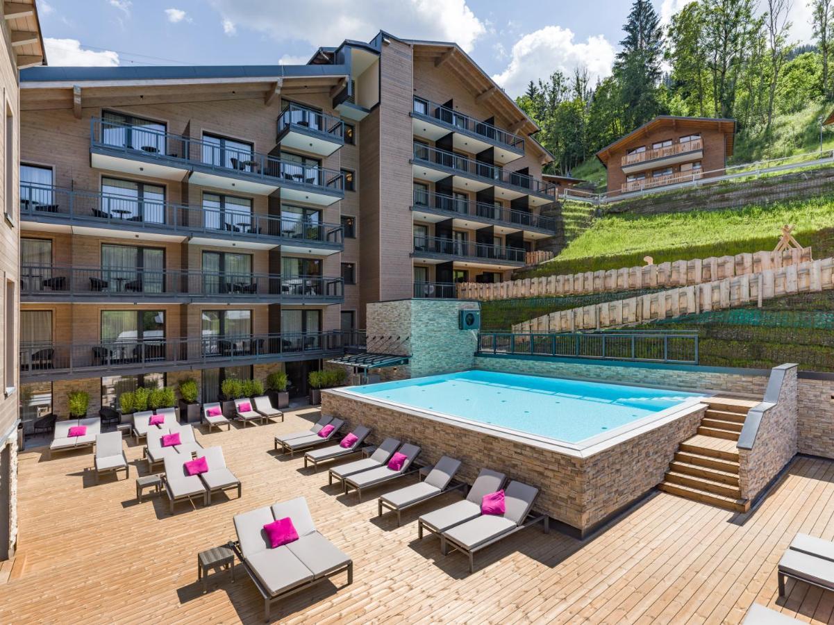 Hotel Adapura Ваграйн Экстерьер фото
