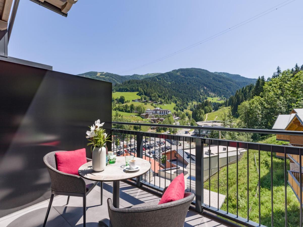 Hotel Adapura Ваграйн Экстерьер фото