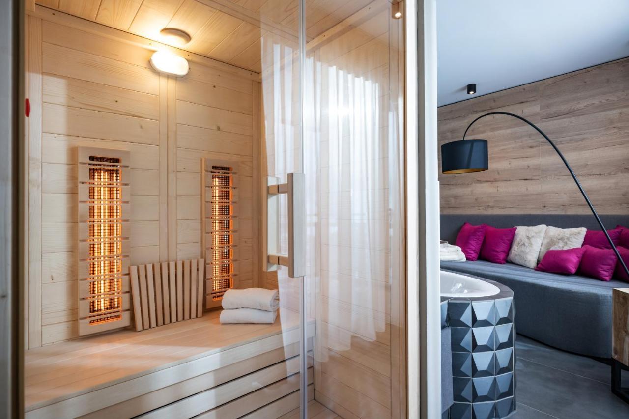 Hotel Adapura Ваграйн Экстерьер фото
