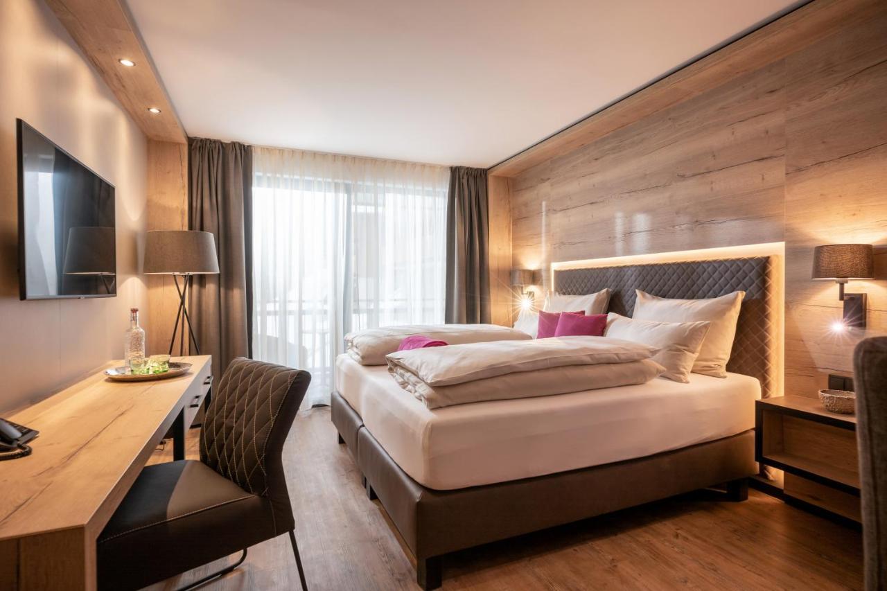 Hotel Adapura Ваграйн Экстерьер фото